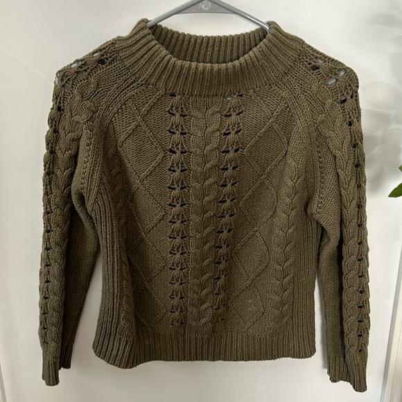 J crew Mockneck Cable-Knit Sweater. Size S - Picture 3 of 9
